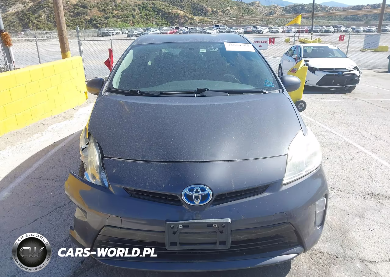 2015 Toyota Prius Two VIN:JTDKN3DU3F1994123 - 12