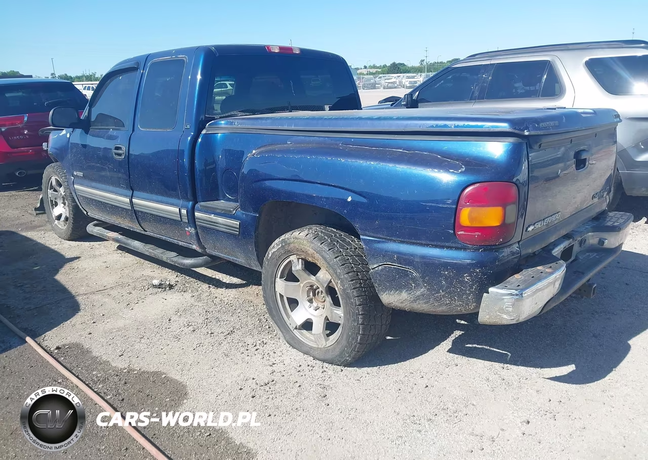 2000 Chevrolet Silverado 1500 Ls VIN:1GCEC19V2YZ317853 - 3