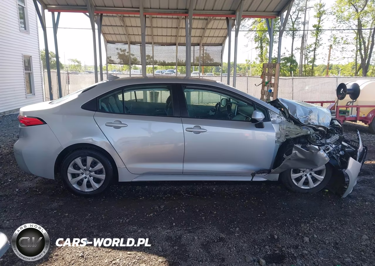 2020 Toyota Corolla Le VIN:5YFEPRAE7LP125216 - 13