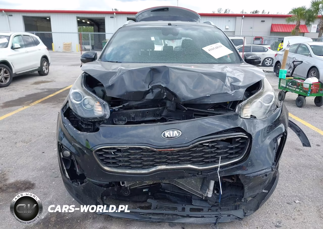 2020 Kia Sportage S VIN:KNDP63AC1L7661796 - 11