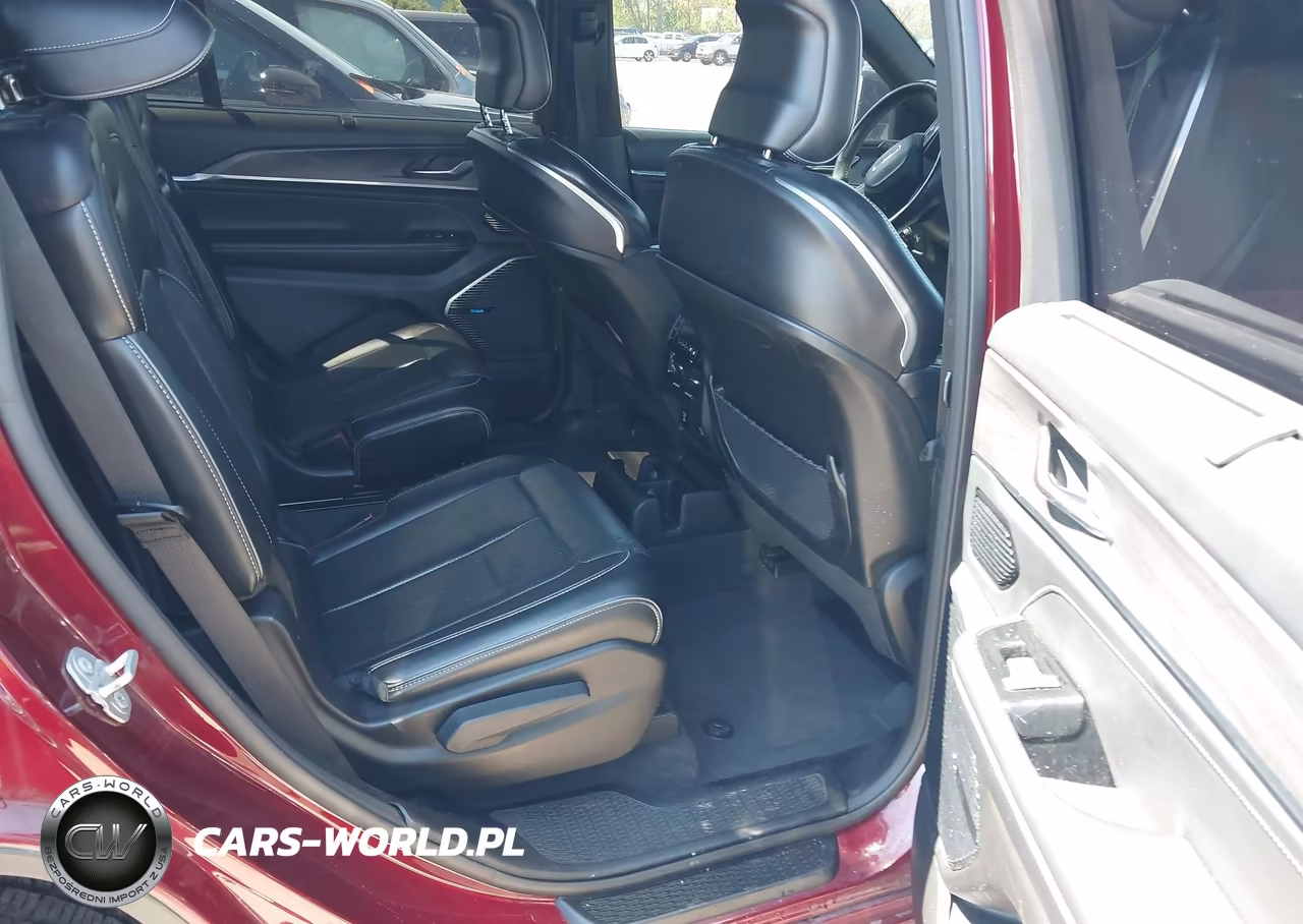2021 Jeep Grand Cherokee L Overland 4X4 VIN:1C4RJKDG1M8159897 - 8