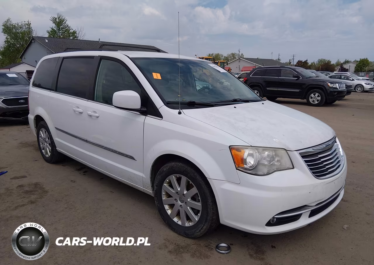 2014 Chrysler Town & Country Touring