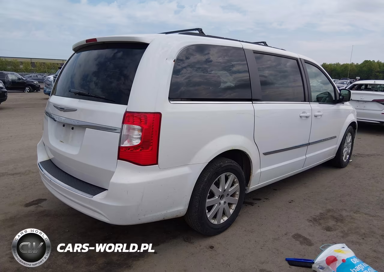 2014 Chrysler Town & Country Touring VIN:2C4RC1BG3ER396999 - 4