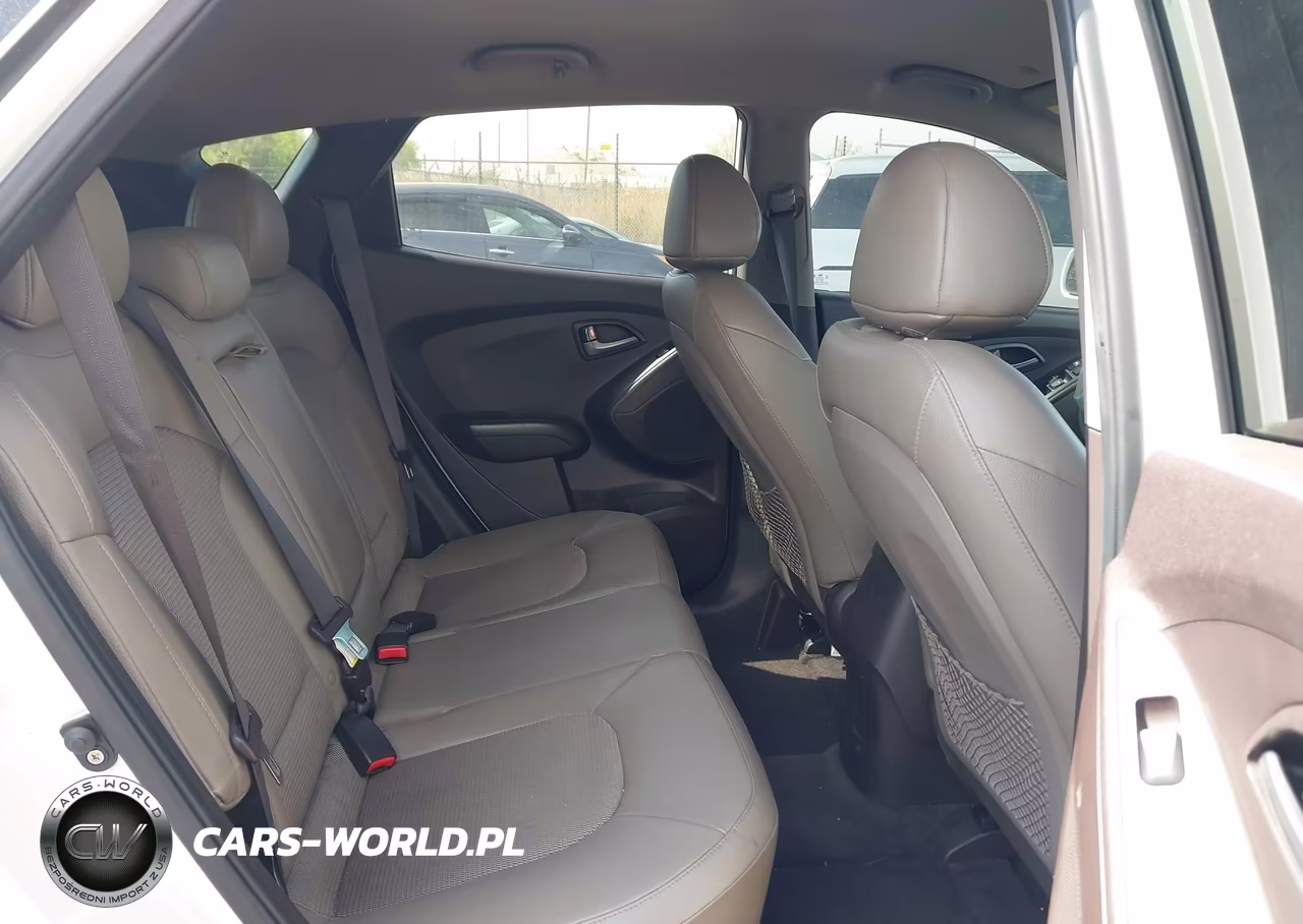 2015 Hyundai Tucson Gls VIN:KM8JT3AF5FU104321 - 8