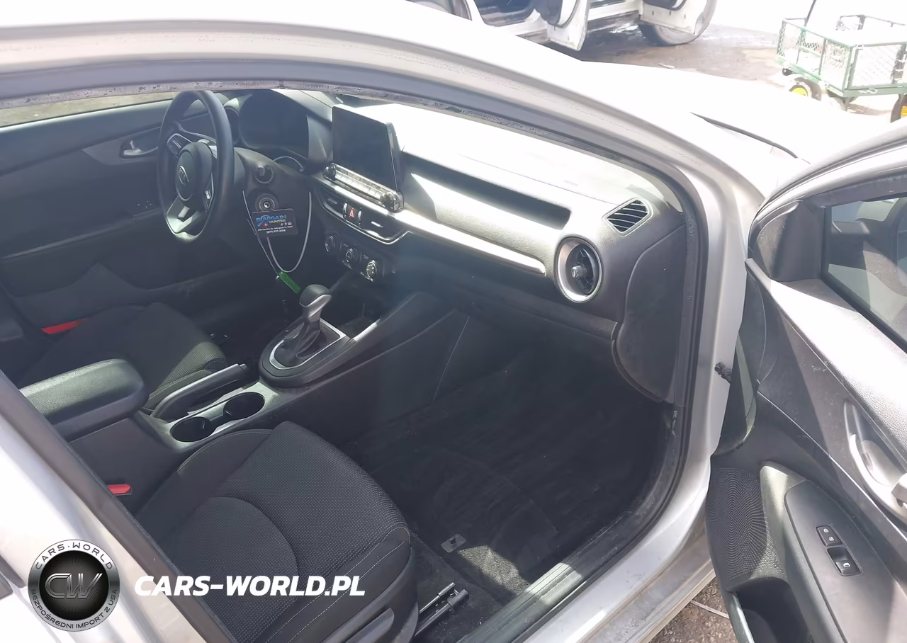 2021 Kia Forte Lxs VIN:3KPF24AD2ME350255 - 5