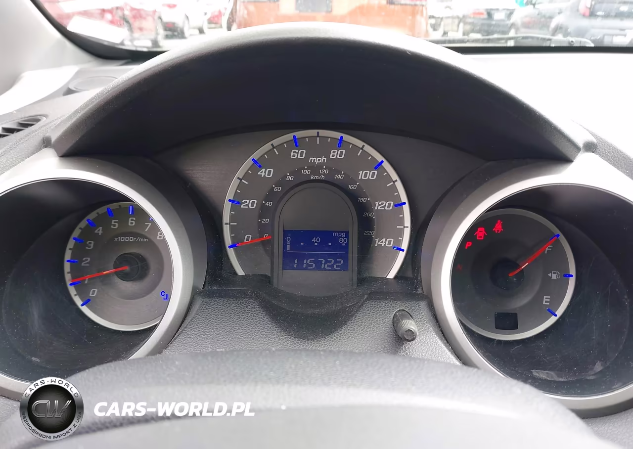 2011 Honda Fit Sport VIN:JHMGE8H51BC011846 - 7