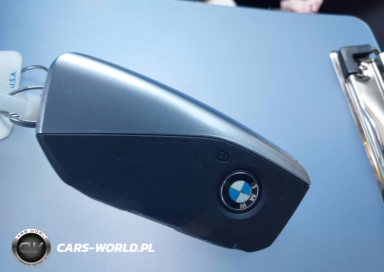 2025 BMW Ix xDrive50 VIN:WB523CF05SCT40718 - 11