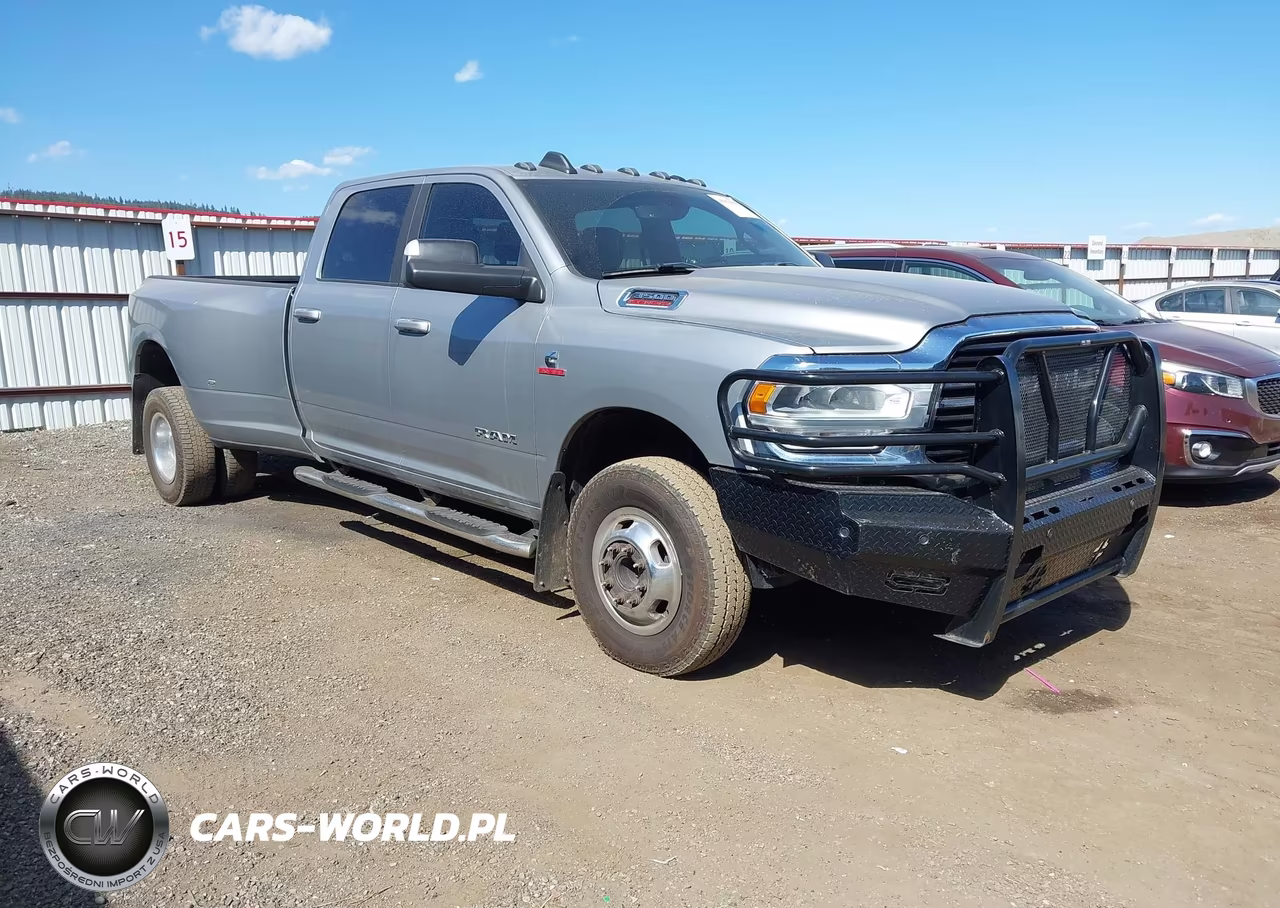 2021 Ram 3500 Big Horn 4X4 8' Box