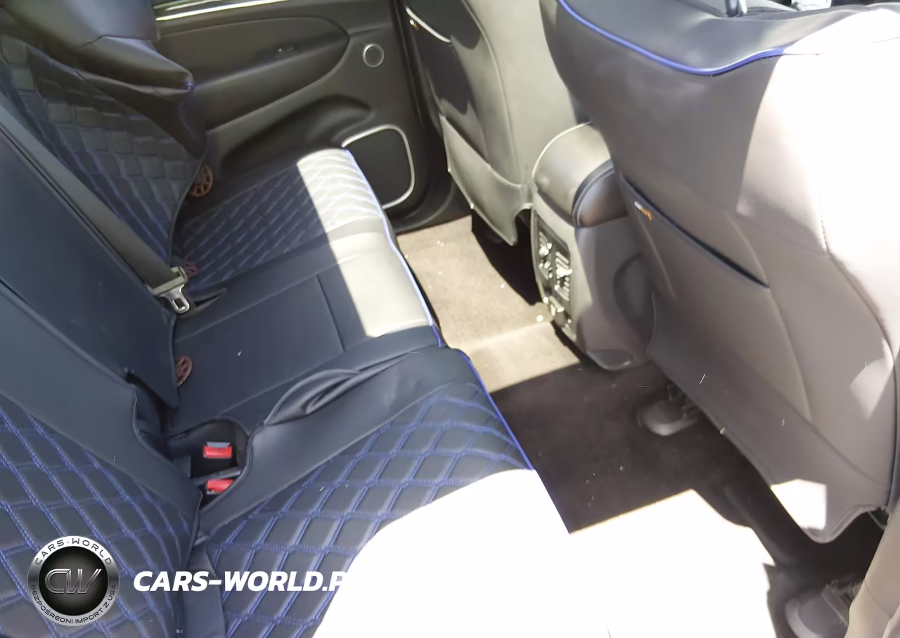 2015 Jeep Grand Cherokee High Altitude VIN:1C4RJFCG7FC136326 - 8
