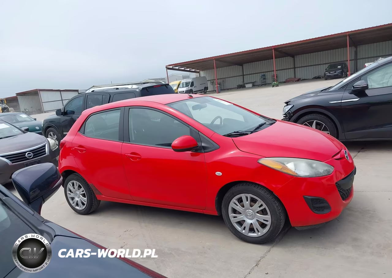 2011 Mazda Mazda2 Sport VIN:JM1DE1HY8B0104029 - 14
