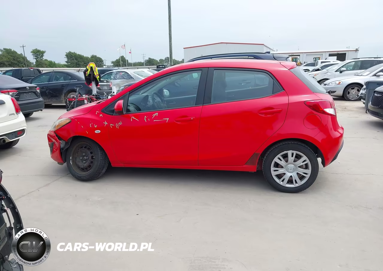 2011 Mazda Mazda2 Sport VIN:JM1DE1HY8B0104029 - 15