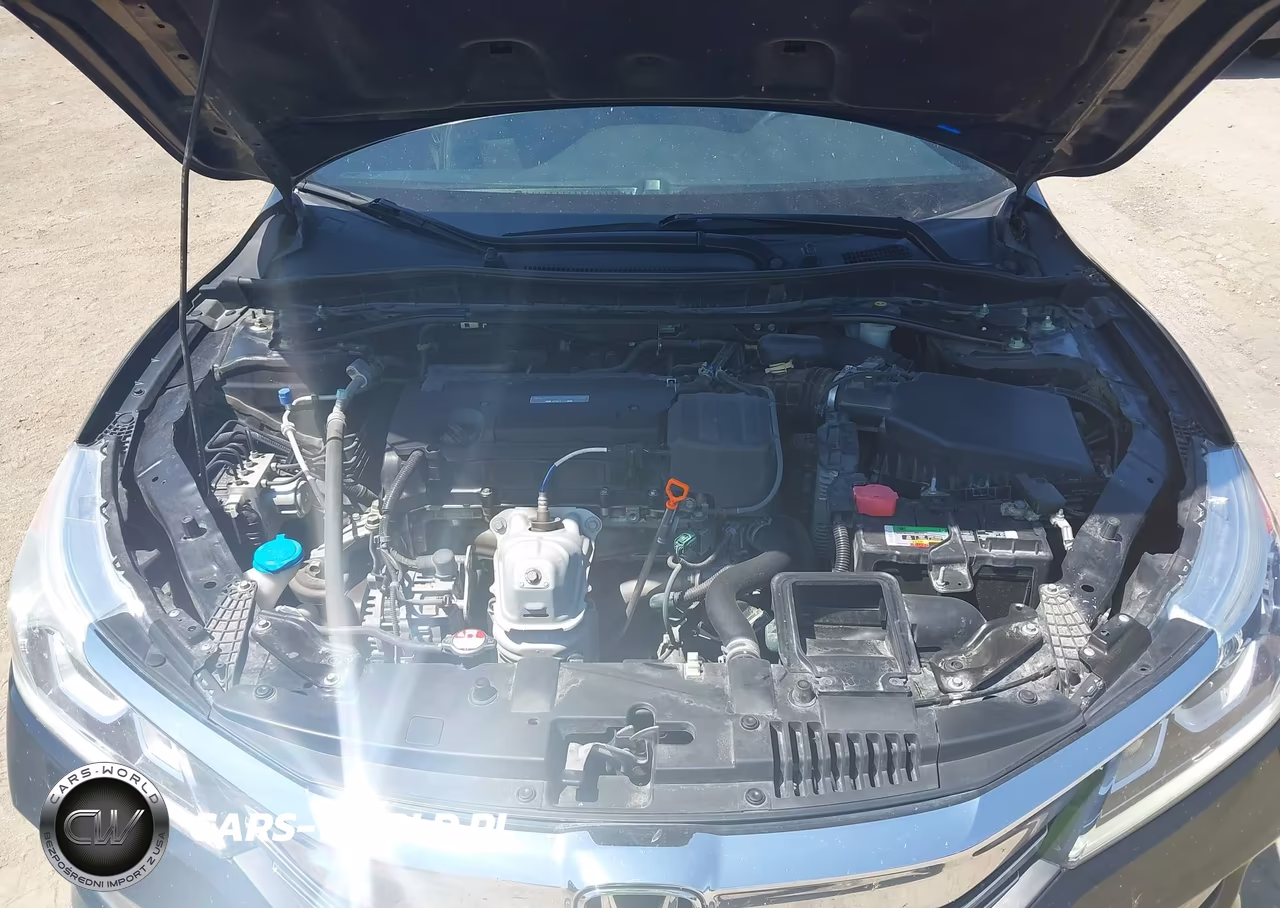 2016 Honda Accord Sport VIN:1HGCR2F56GA137693 - 10