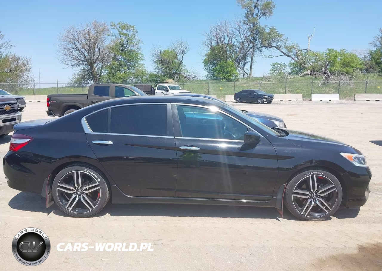 2016 Honda Accord Sport VIN:1HGCR2F56GA137693 - 13
