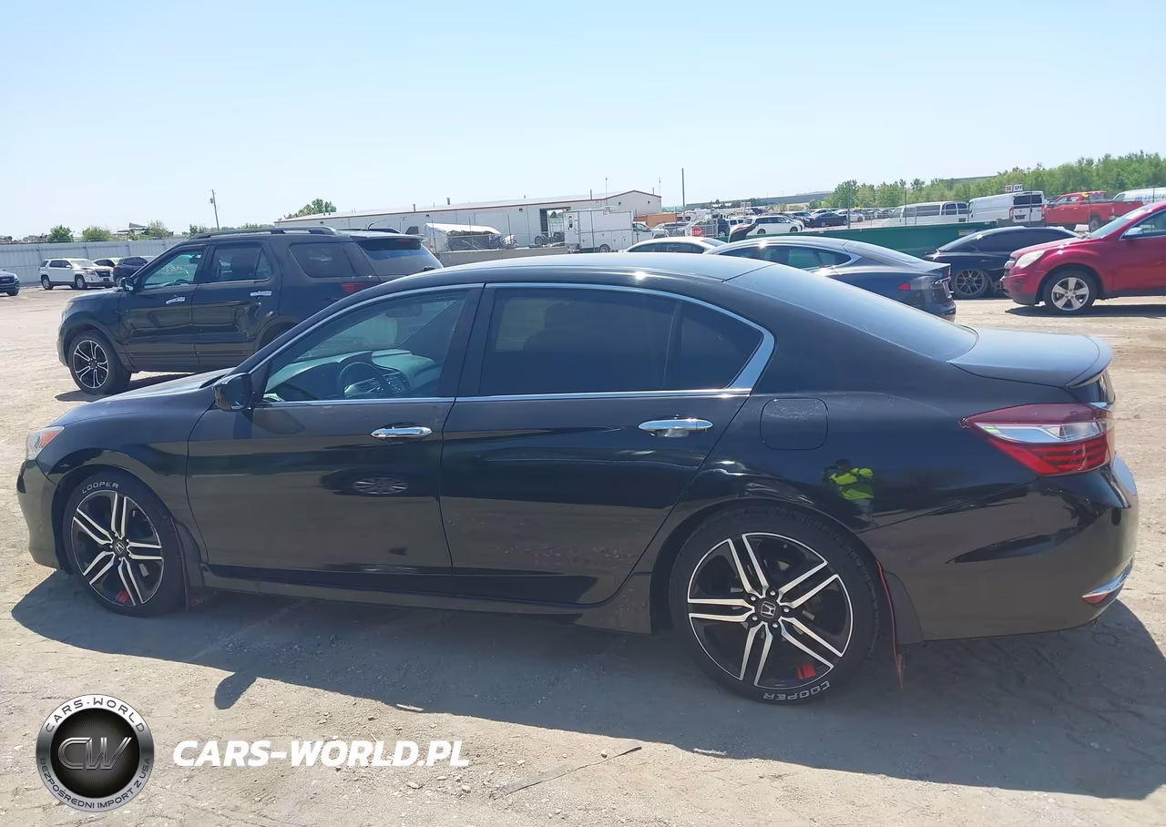 2016 Honda Accord Sport VIN:1HGCR2F56GA137693 - 14