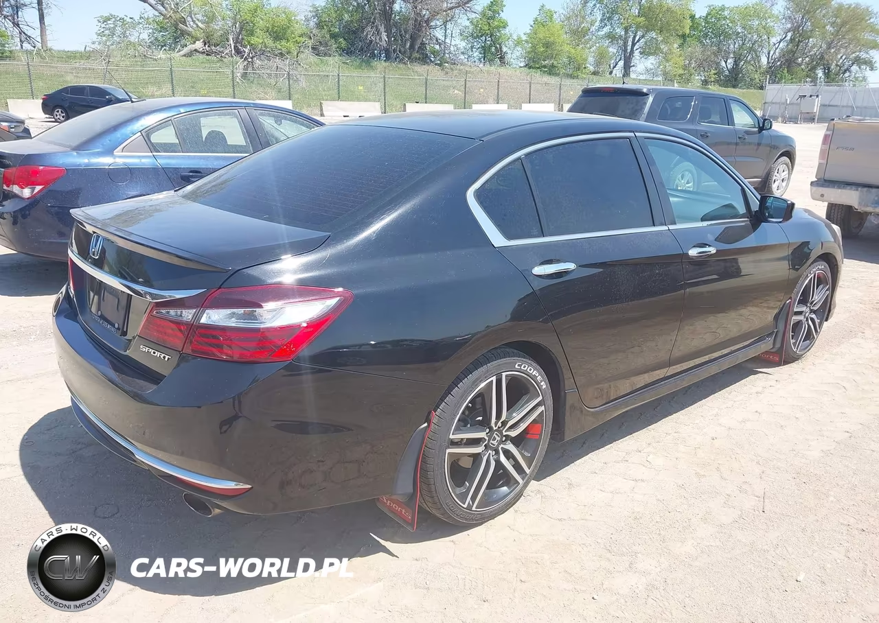 2016 Honda Accord Sport VIN:1HGCR2F56GA137693 - 4