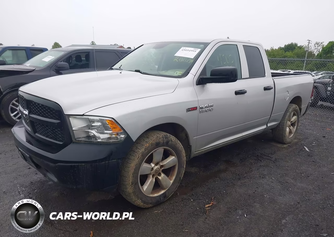 2015 Ram 1500 Tradesman VIN:1C6RR7FM8FS618820 - 2