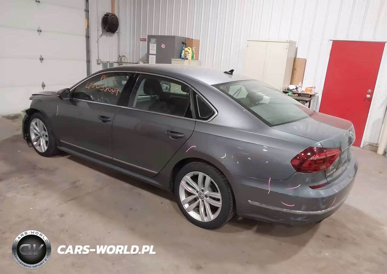 2018 Volkswagen Passat 2.0T Sel Premium VIN:1VWCA7A37JC009626 - 3
