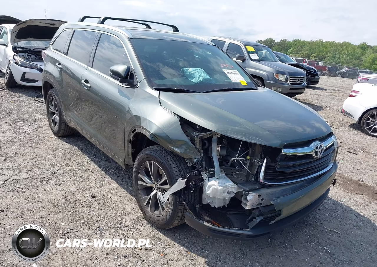 2016 Toyota Highlander Xle V6 – zdjęcie 1 z 17