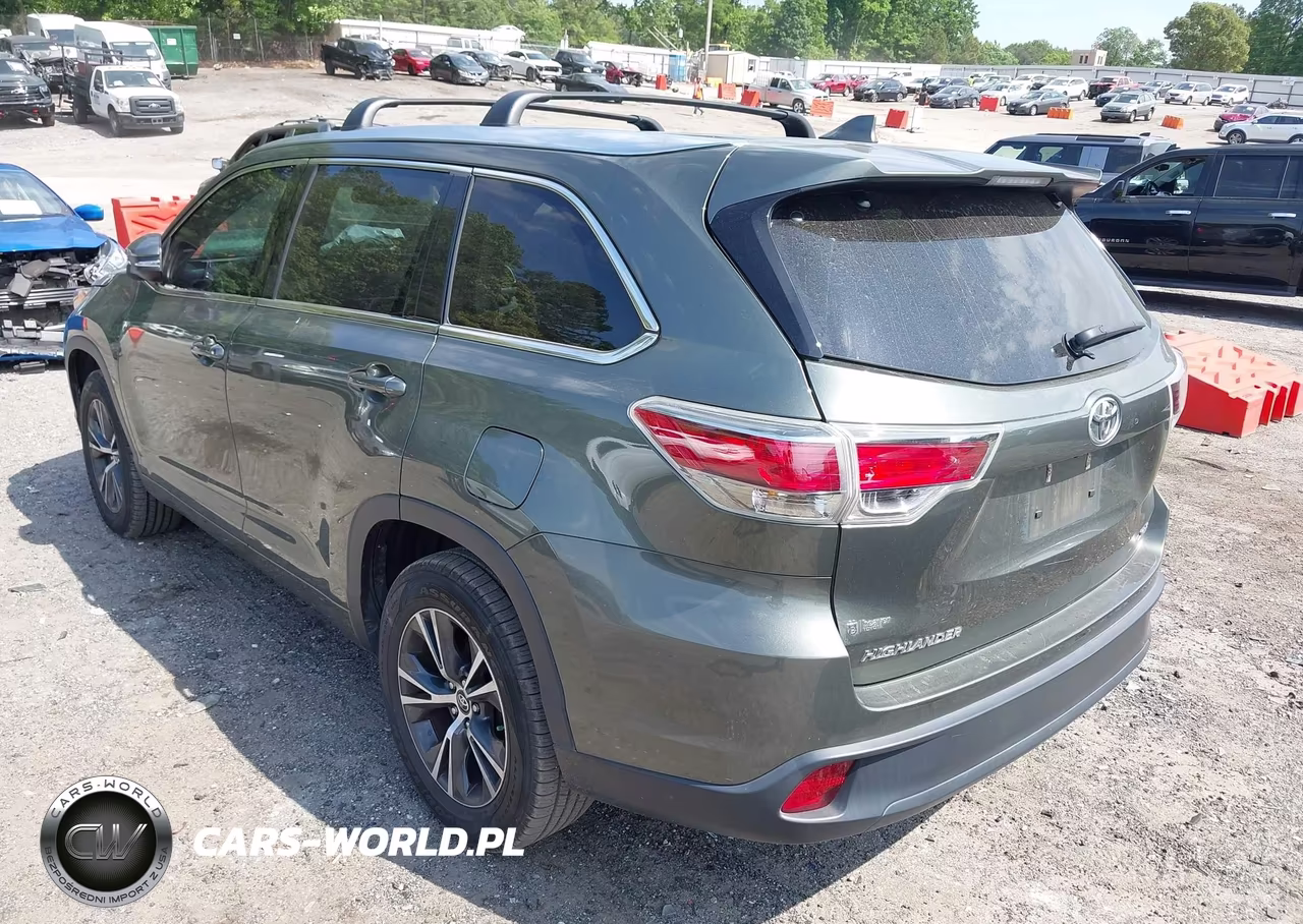 2016 Toyota Highlander Xle V6 VIN:5TDKKRFH8GS186396 - 3