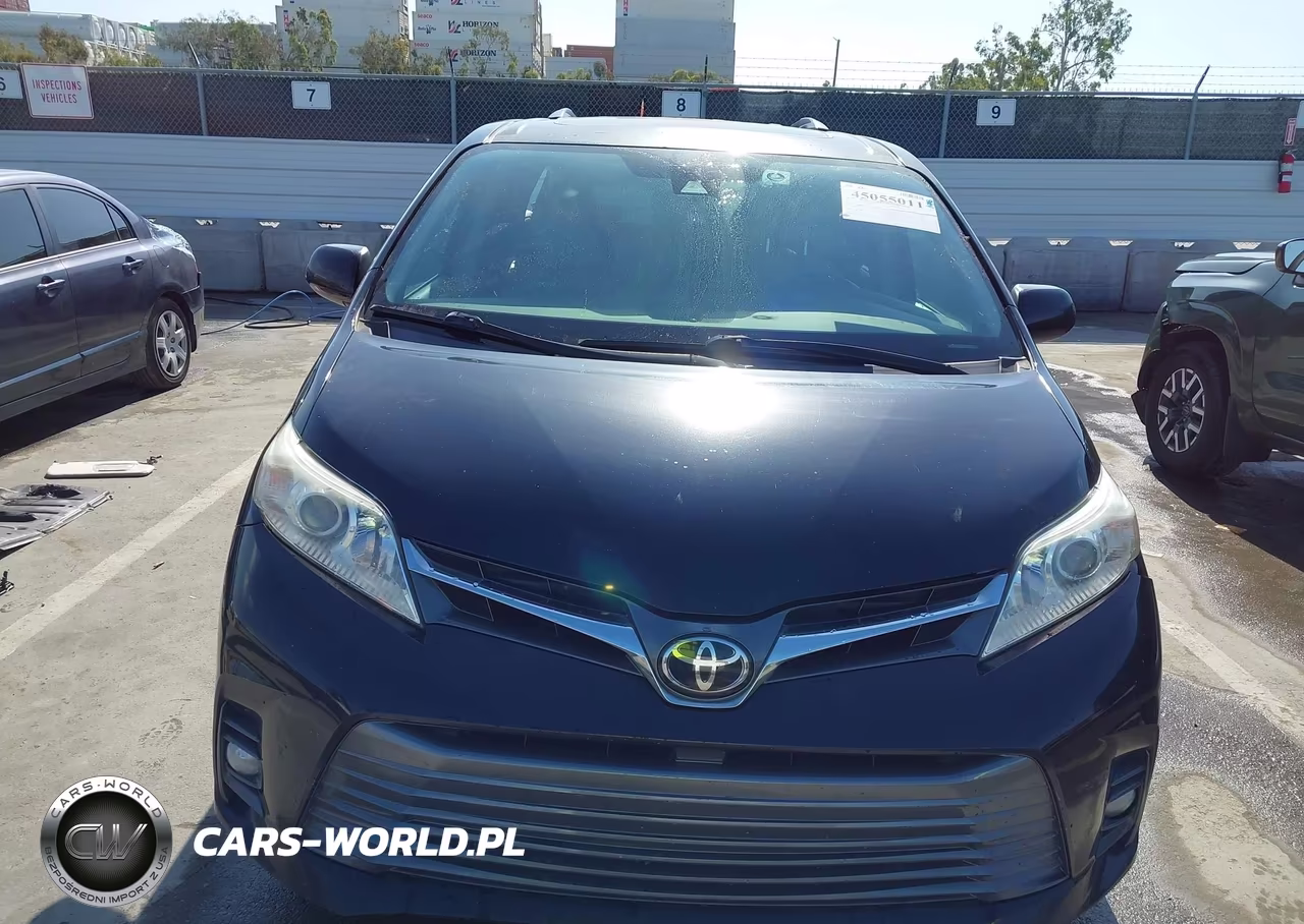 2018 Toyota Sienna Xle 8 Passenger VIN:5TDYZ3DC0JS909756 - 13