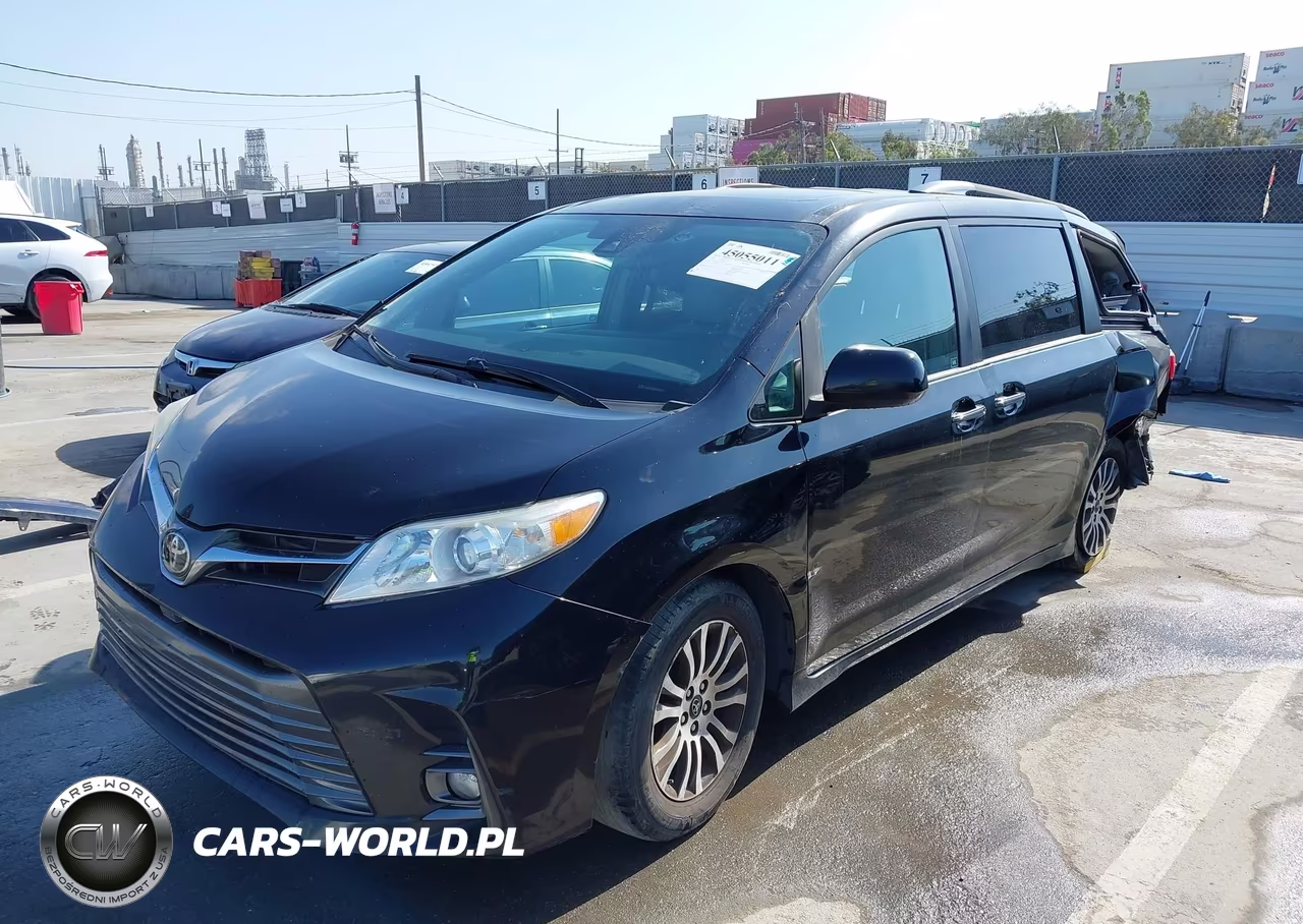 2018 Toyota Sienna Xle 8 Passenger VIN:5TDYZ3DC0JS909756 - 2
