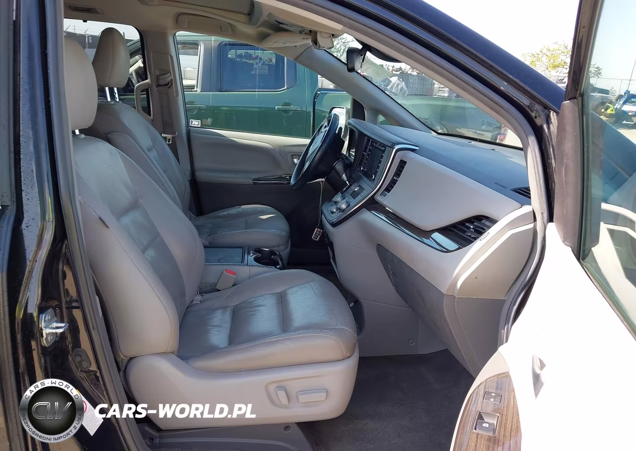 2018 Toyota Sienna Xle 8 Passenger VIN:5TDYZ3DC0JS909756 - 5