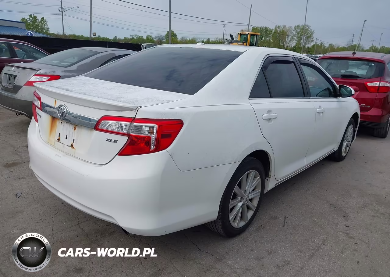 2012 Toyota Camry Xle VIN:4T1BF1FK5CU525540 - 4