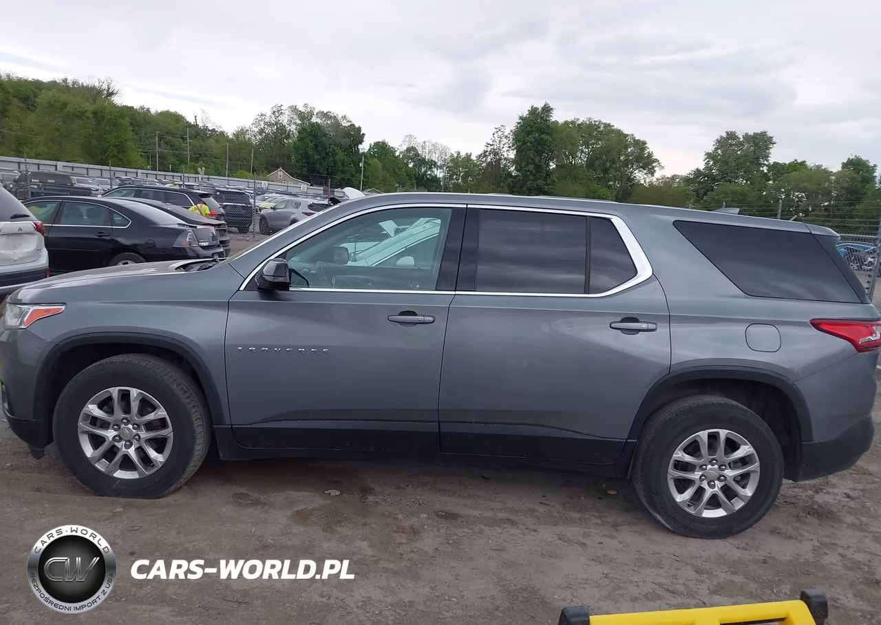 2019 Chevrolet Traverse Ls VIN:1GNERFKW8KJ242636 - 14