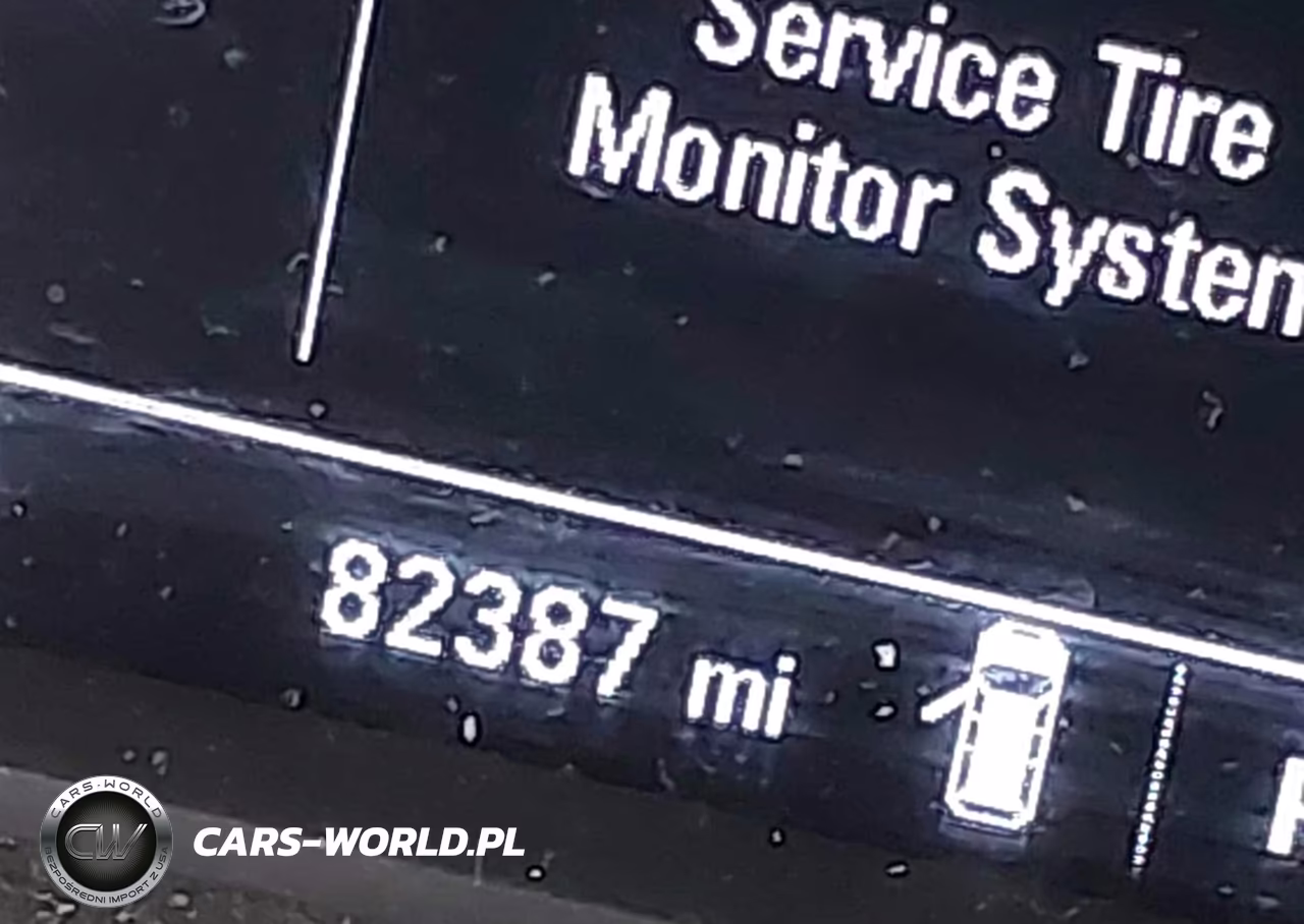 2019 Chevrolet Traverse Ls VIN:1GNERFKW8KJ242636 - 15
