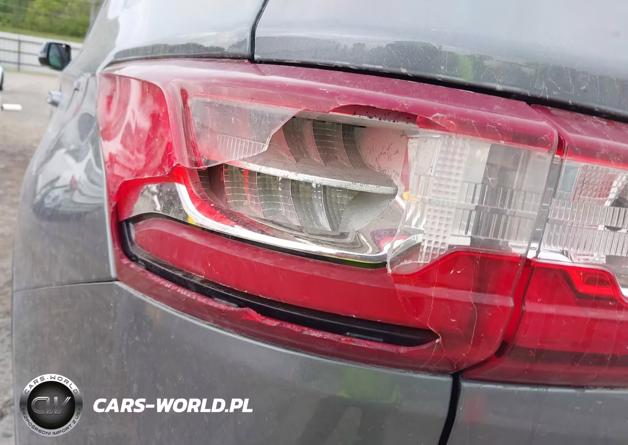 2019 Chevrolet Traverse Ls VIN:1GNERFKW8KJ242636 - 21