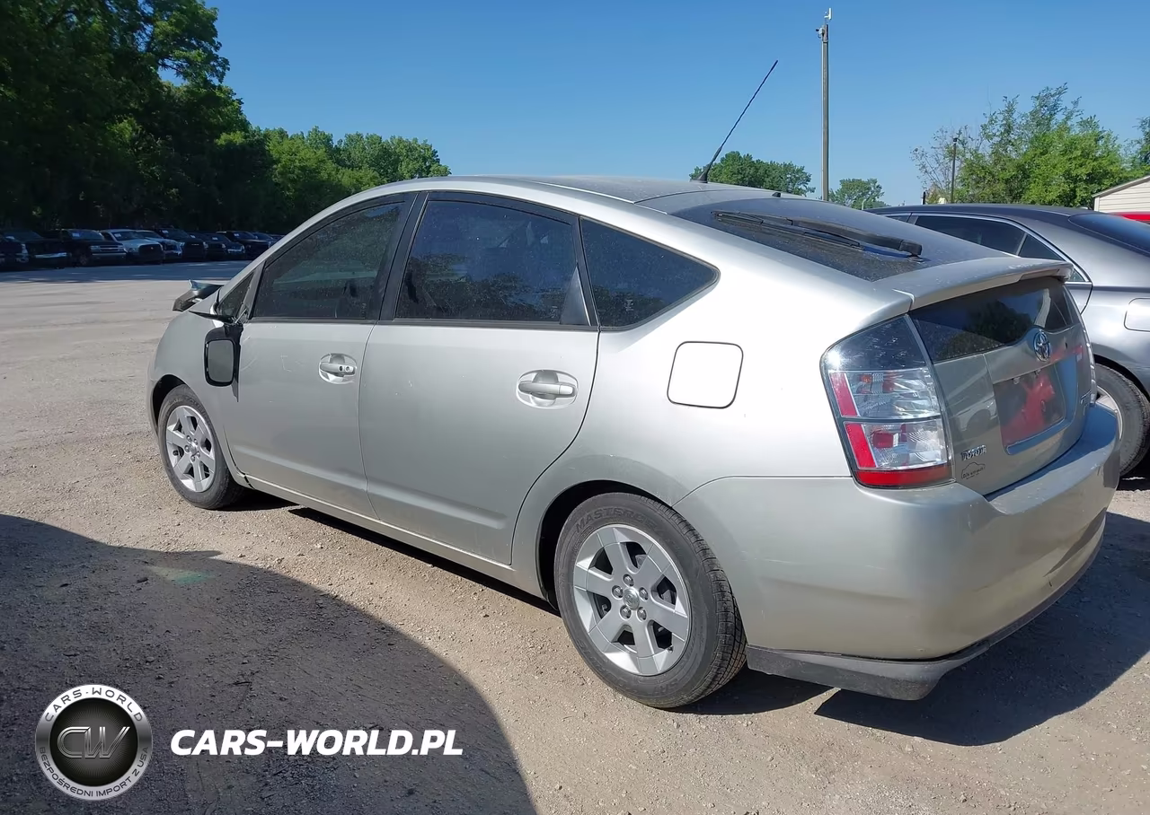 2004 Toyota Prius VIN:JTDKB20U940114201 - 3