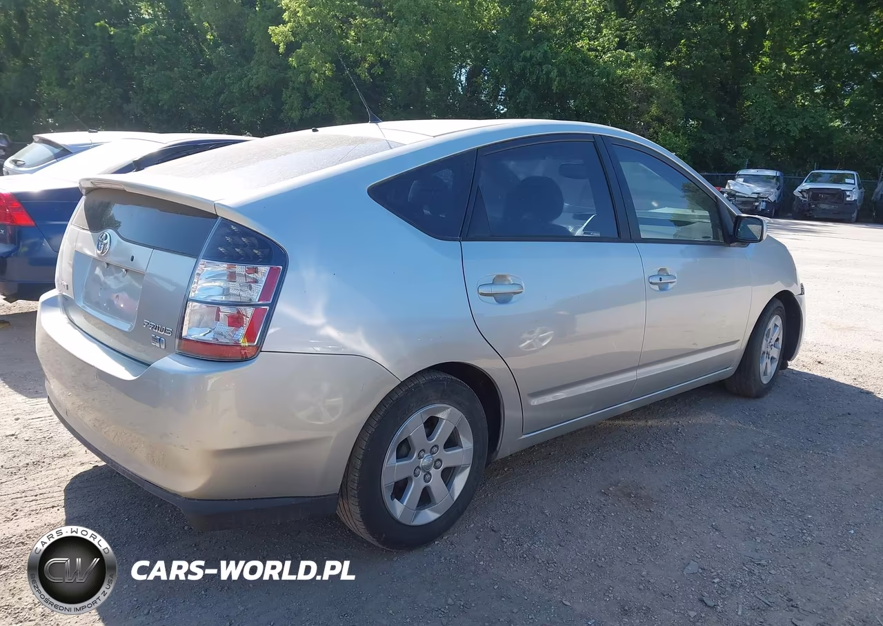 2004 Toyota Prius VIN:JTDKB20U940114201 - 4