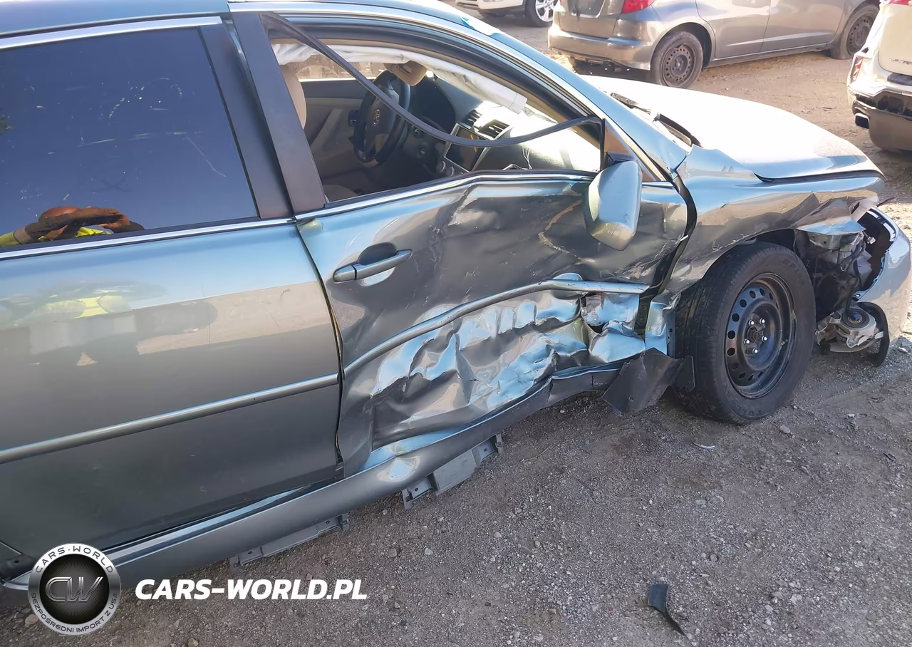 2010 Toyota Camry Le VIN:4T4BF3EK9AR058770 - 6