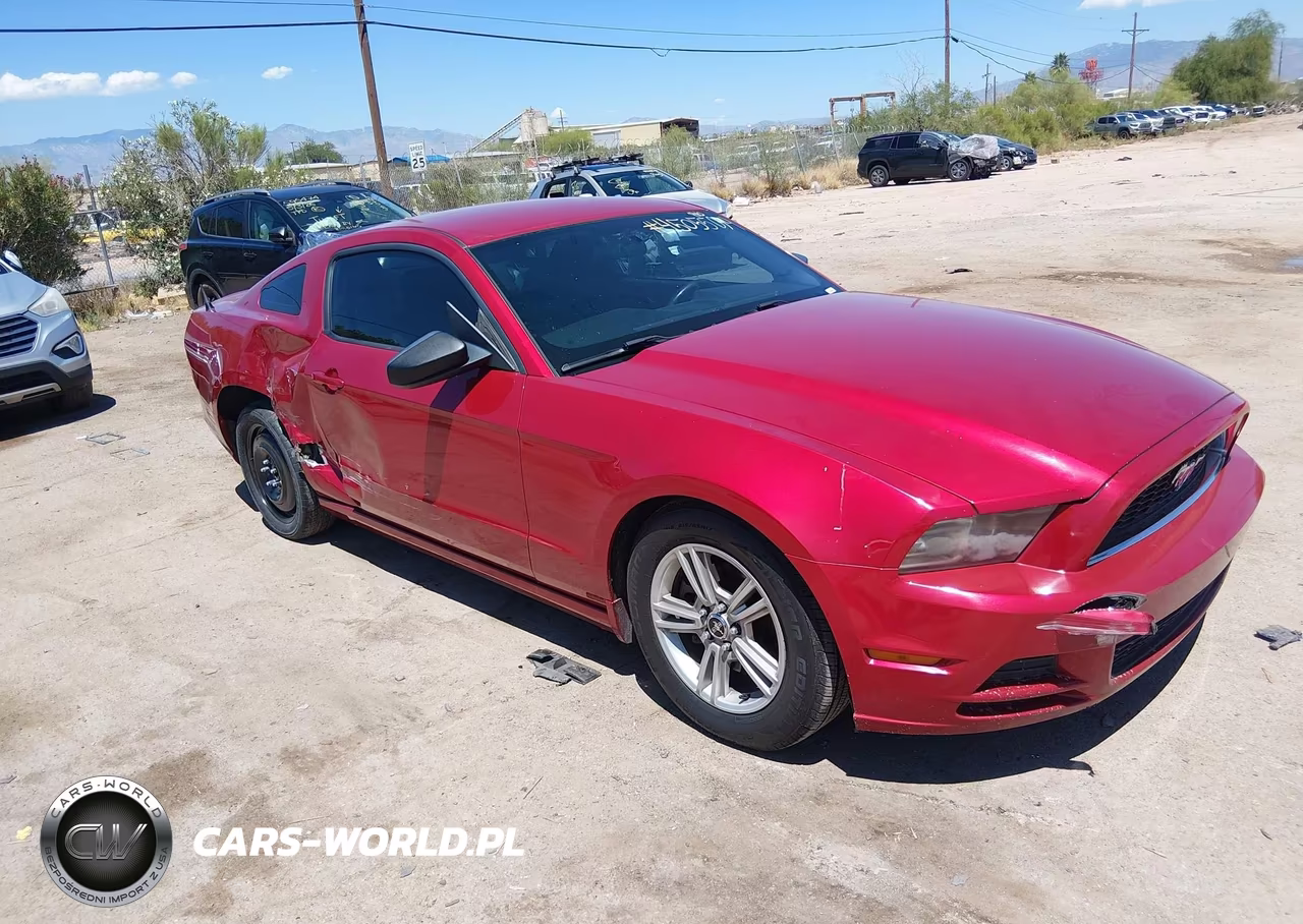 2013 Ford Mustang V6