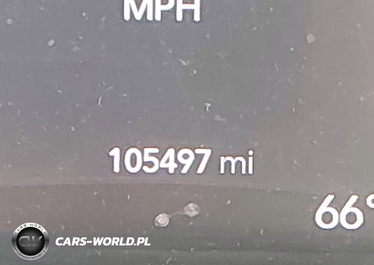 2017 Chrysler Pacifica Touring-L Plus VIN:2C4RC1EG2HR622319 - 16