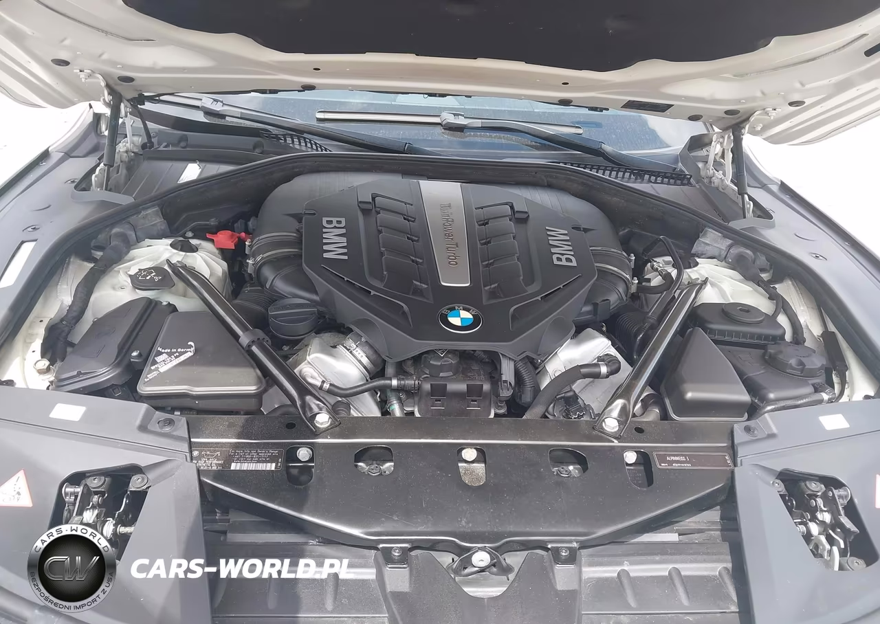 2012 BMW 750I xDrive VIN:WBAKC6C50CC396151 - 10
