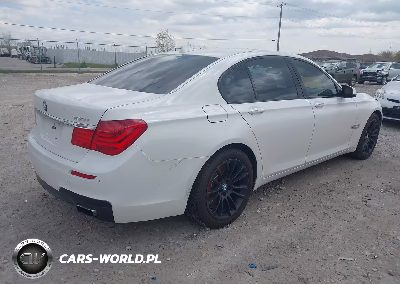 2012 BMW 750I xDrive VIN:WBAKC6C50CC396151 - 4