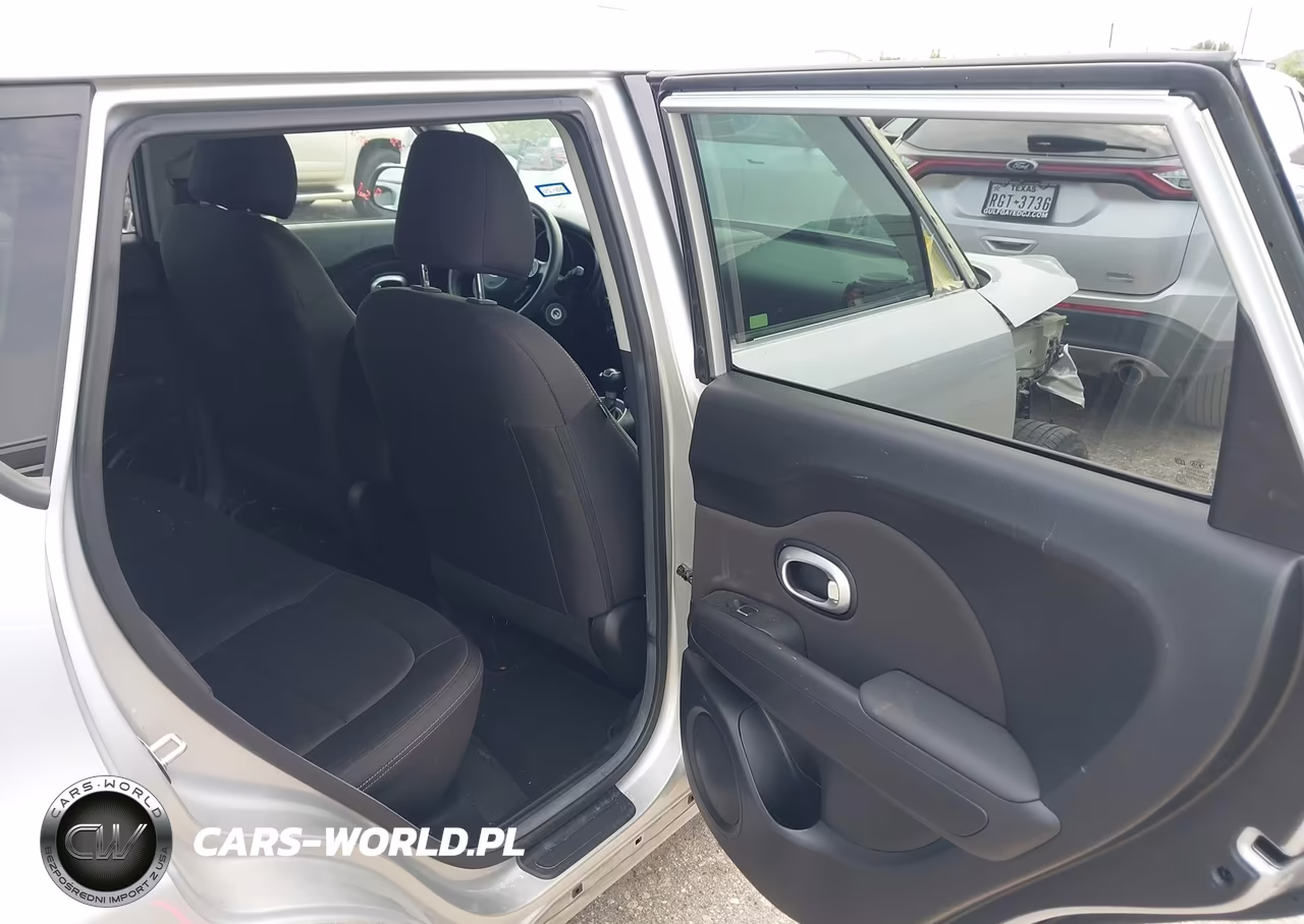 2017 Kia Soul VIN:KNDJN2A29H7492516 - 8
