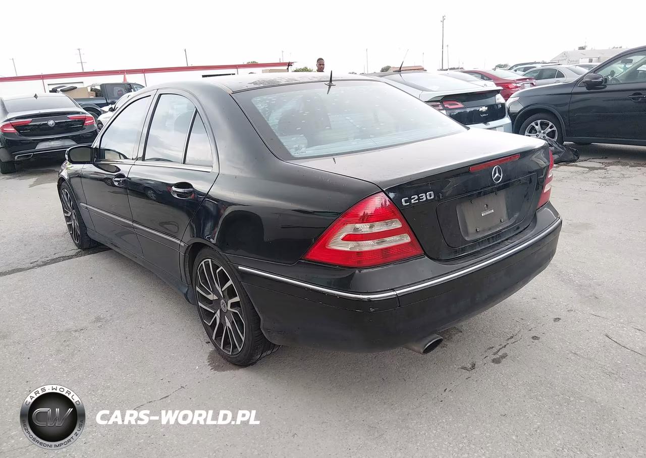 2006 Mercedes-Benz C-Class Sport VIN:WDBRF52H66E020852 - 3