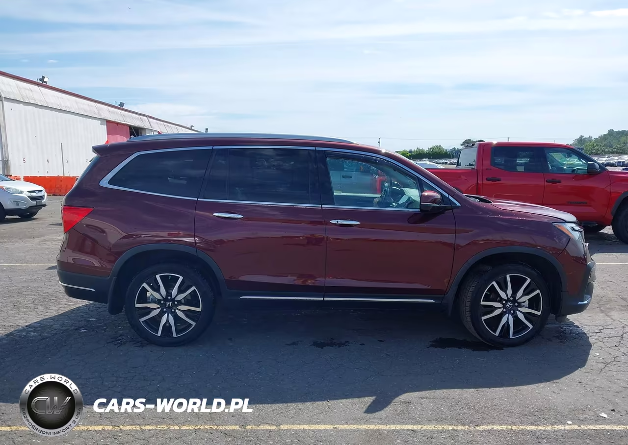 2019 Honda Pilot Touring VIN:5FNYF6H68KB039257 - 13