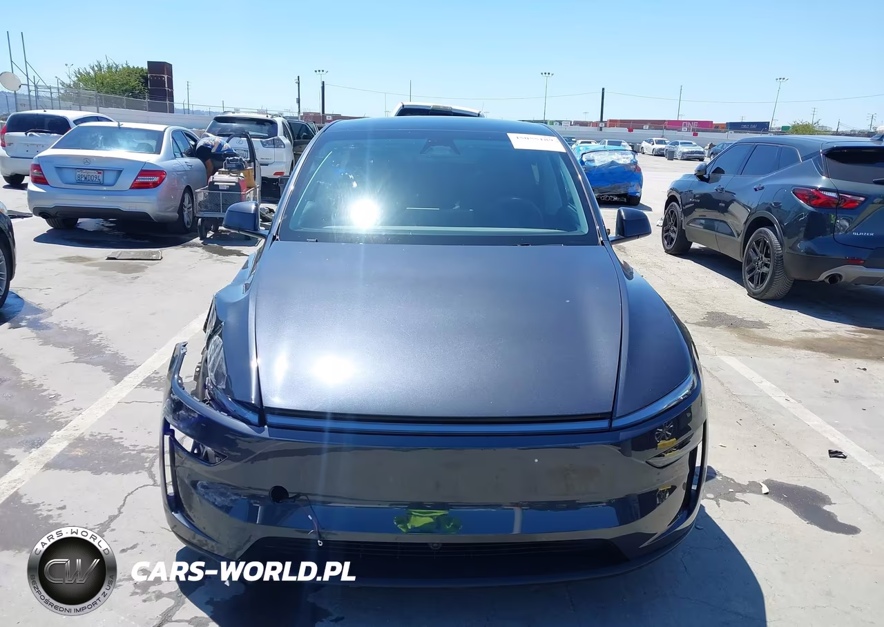 2026 Tesla Model Y All-Wheel Drive-Long Range Launch Series-Premium All-Wheel Drive VIN:7SAYGDEE1TF343998 - 11