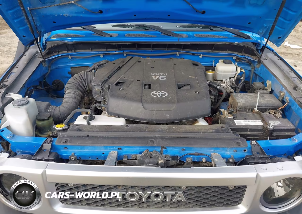 2008 Toyota Fj Cruiser VIN:JTEBU11F88K045804 - 10