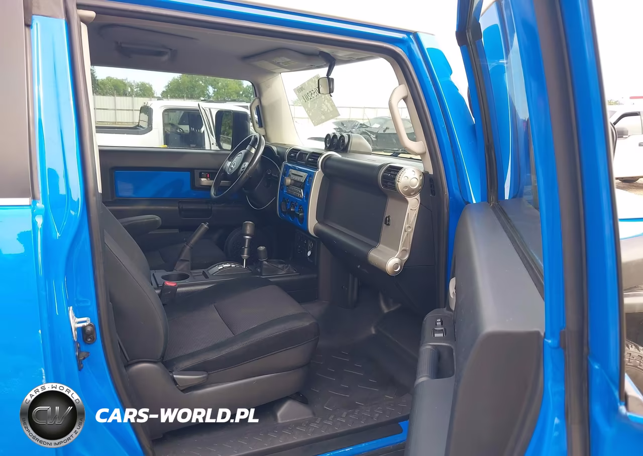 2008 Toyota Fj Cruiser VIN:JTEBU11F88K045804 - 5