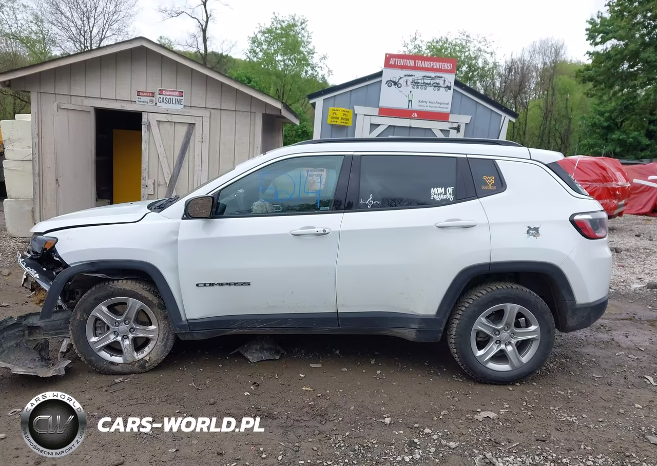 2024 Jeep Compass Latitude 4X4 VIN:3C4NJDBNXRT579906 - 14
