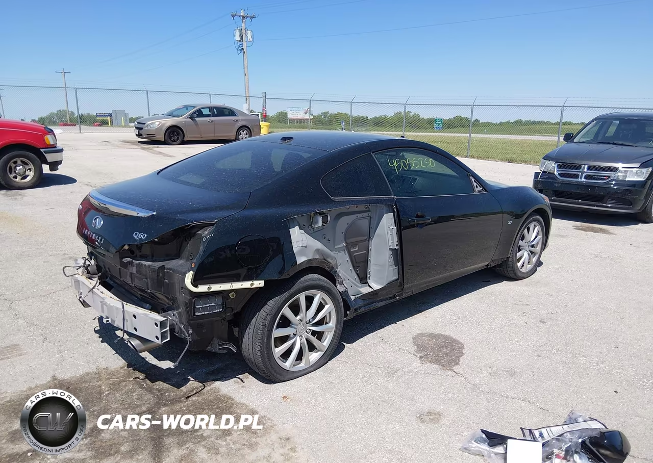 2015 Infiniti Q60 VIN:JN1CV6ELXFM890712 - 4