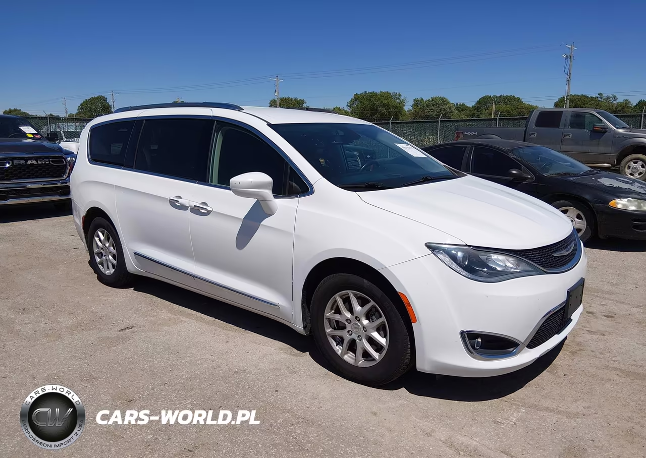 2020 Chrysler Pacifica Touring L