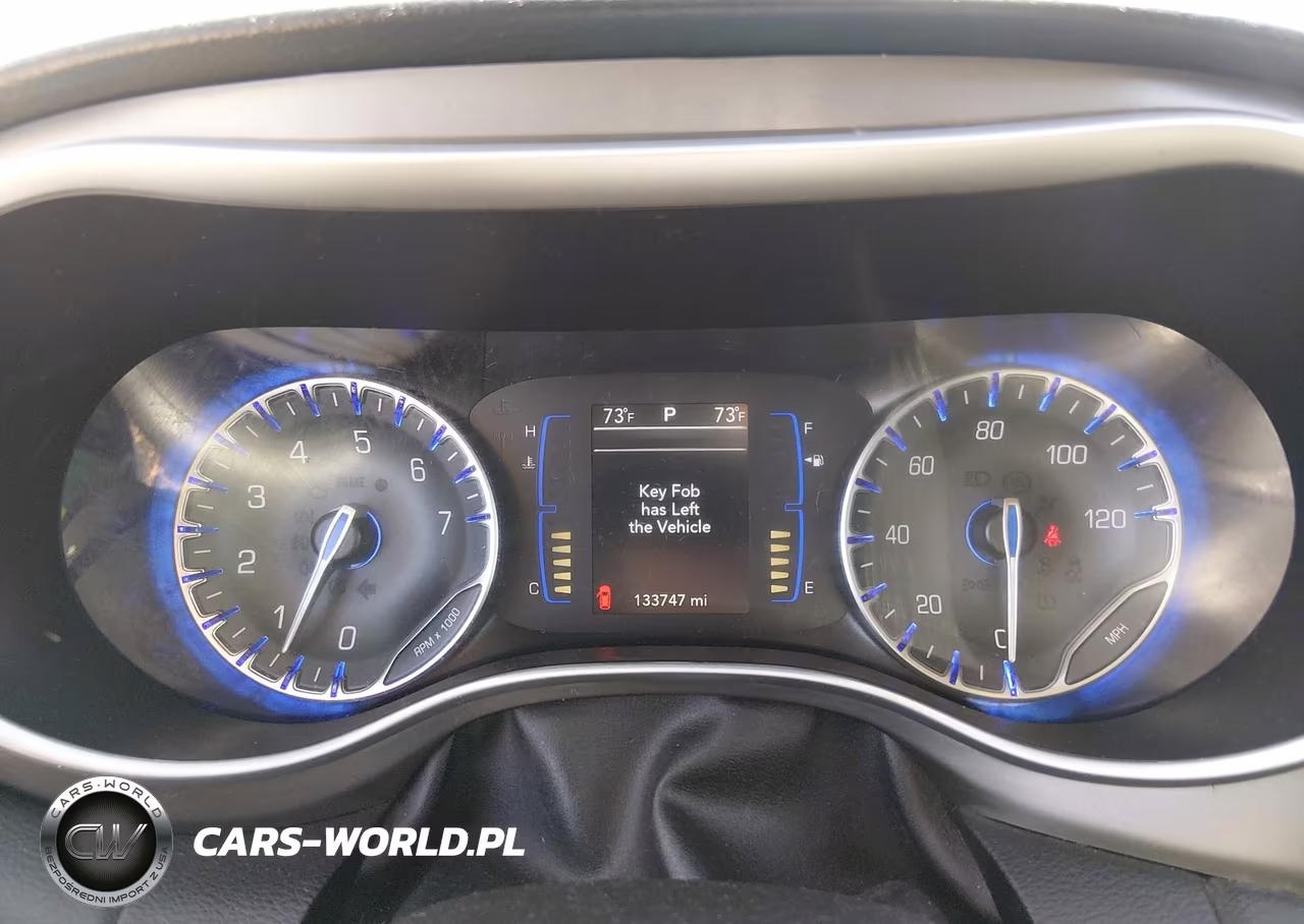 2020 Chrysler Pacifica Touring L VIN:2C4RC1BG1LR125713 - 7