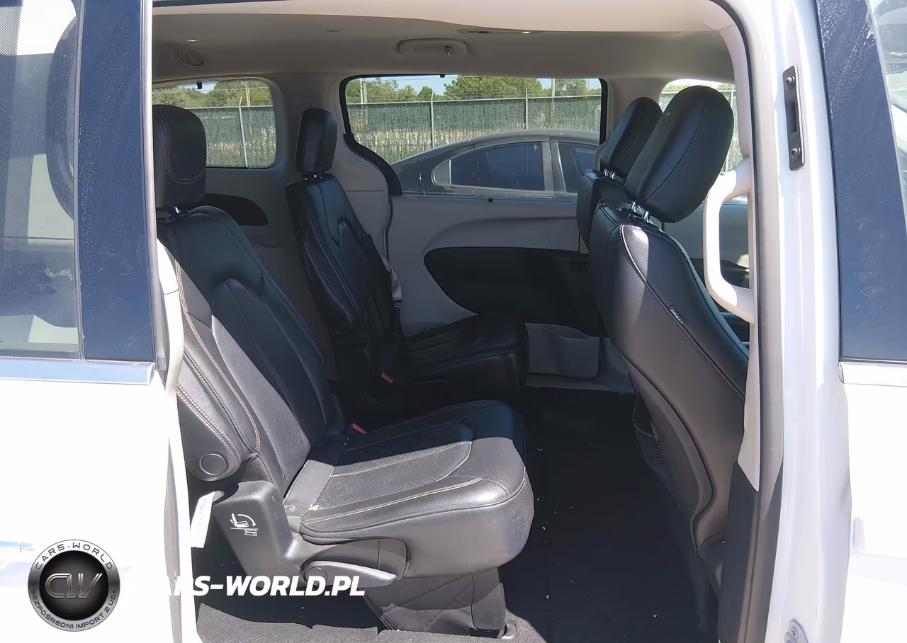 2020 Chrysler Pacifica Touring L VIN:2C4RC1BG1LR125713 - 8