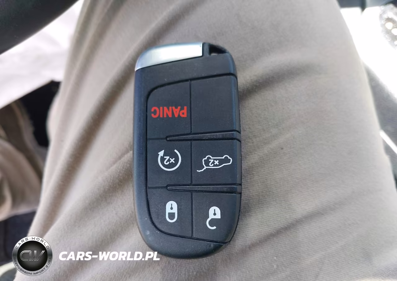 2019 Jeep Grand Cherokee Altitude 4X4 VIN:1C4RJFAG0KC546916 - 11