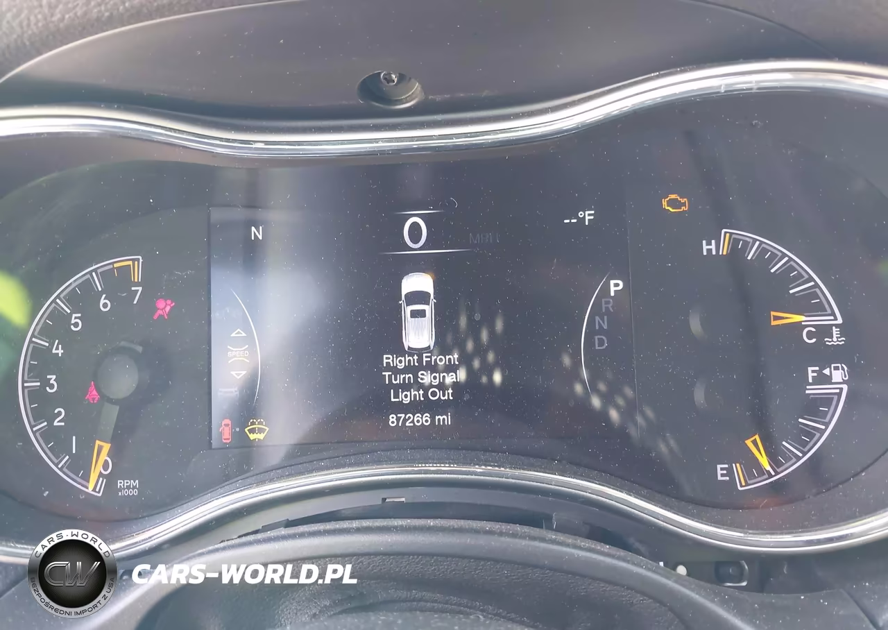 2019 Jeep Grand Cherokee Altitude 4X4 VIN:1C4RJFAG0KC546916 - 7